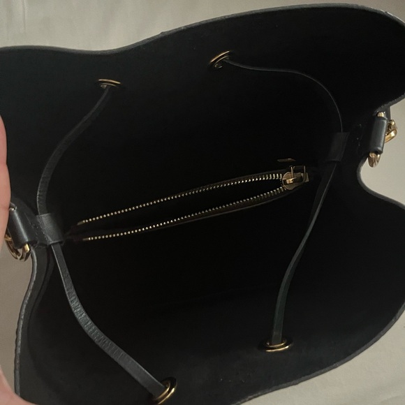 Louis Vuitton NéoNoé MM - Picture 6 of 9